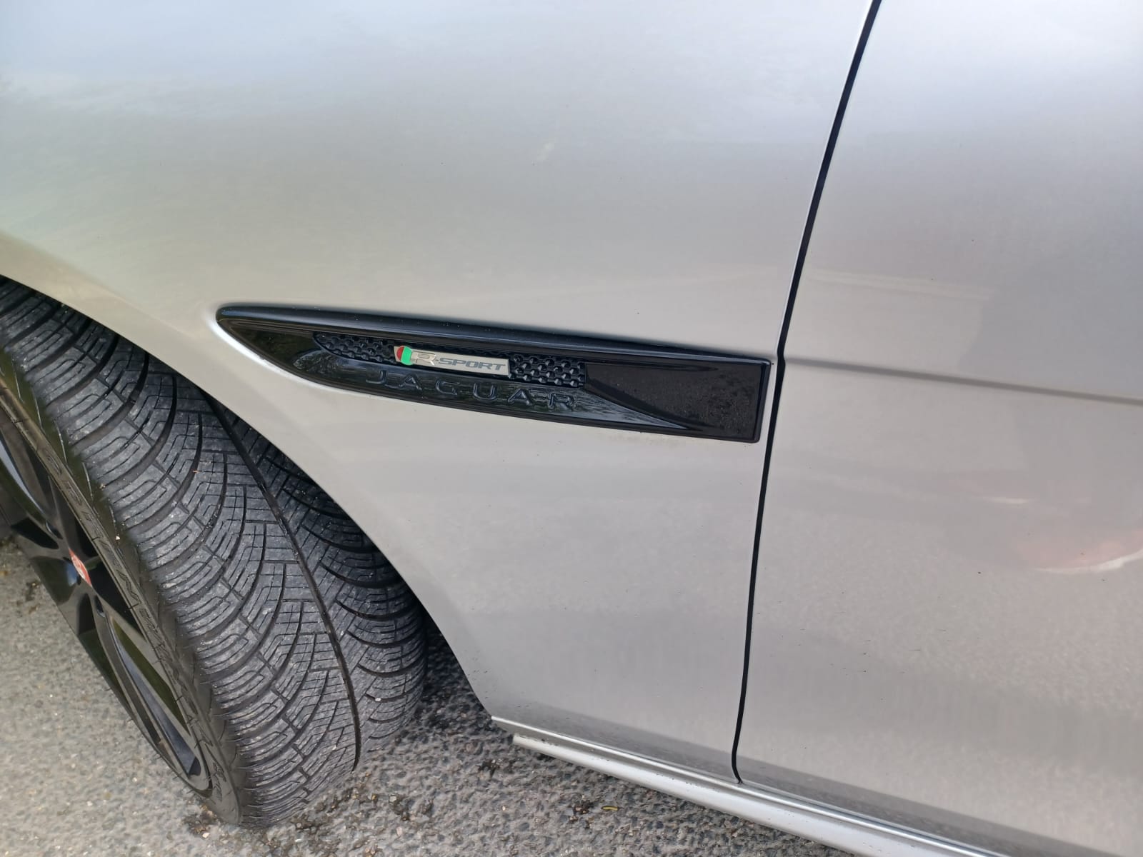 WhatsApp Image 2025-10-04 at 12.47.33 PM (1)